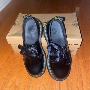 Dr Martens Holly platforms
